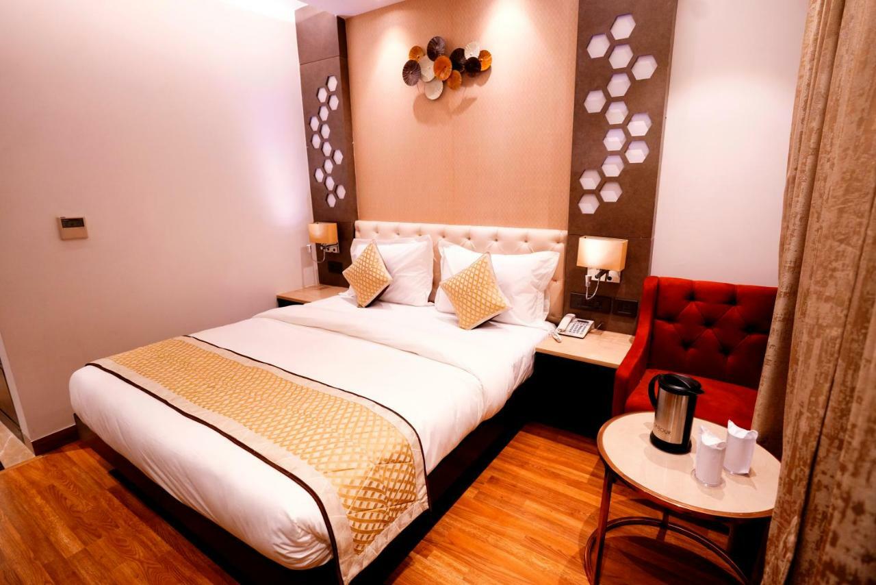 Hotel City Pride With Free Airport Pickup Ню Делхи Екстериор снимка