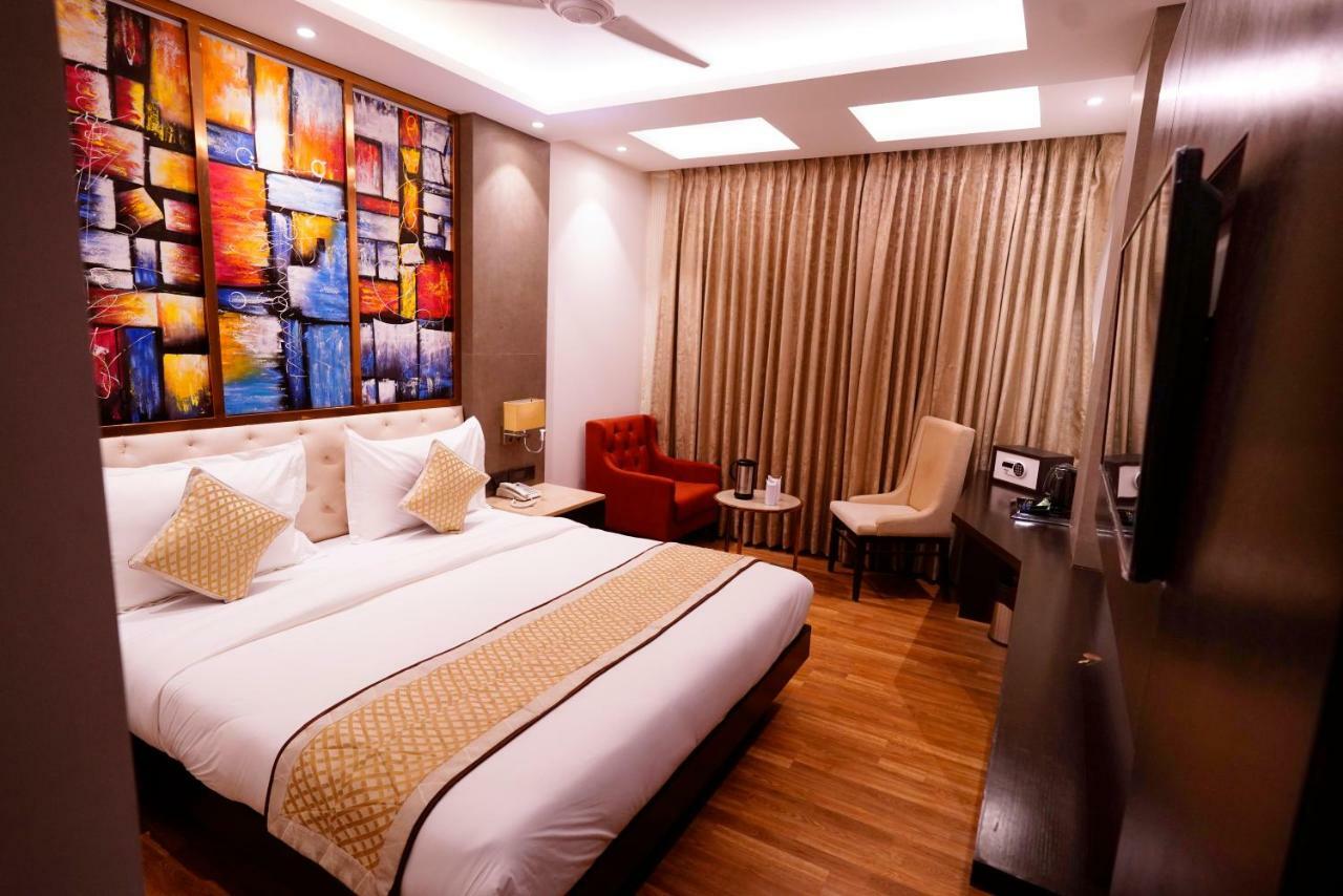 Hotel City Pride With Free Airport Pickup Ню Делхи Екстериор снимка