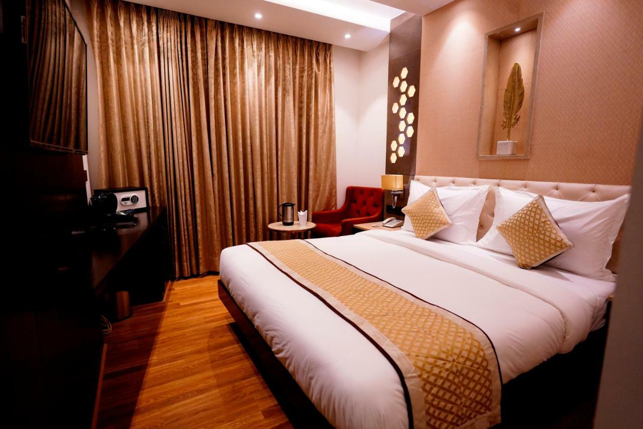 Hotel City Pride With Free Airport Pickup Ню Делхи Екстериор снимка